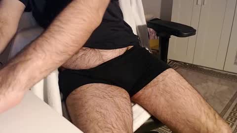 hairy_boy29 online show from 2, 11, 2025