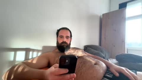 Snapshot of hairyandhorny__ chatting on 13, 11, 2025 hairyandhorny__ online show from 13, 11, 2025