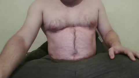 Snapshot of hairychest222141 chatting on 16, 11, 2025 hairychest222141 online show from 16, 11, 2025
