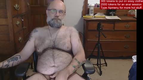 HairyDaddyBear69 online show from 11, 5, 2026