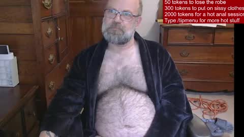 HairyDaddyBear69 online show from 24, 5, 2026