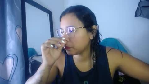 Snapshot of hairygirl83 chatting on 23, 4, 2026 hairygirl83 online show from 23, 4, 2026