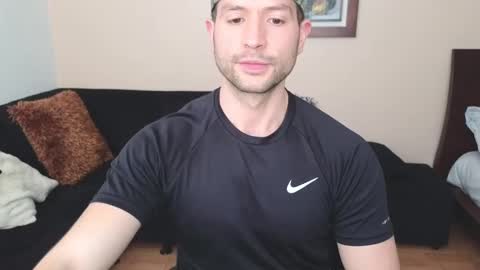 Snapshot of hairyncuteass chatting on 21, 2, 2025 hairyncuteass online show from 21, 2, 2025