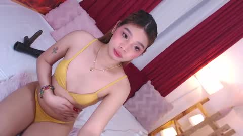 YOUR SIDECHIC HAILEY online show from 17, 1, 2025