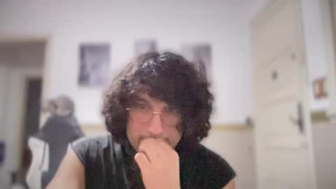 halfblood18 online show from 26, 10, 2025