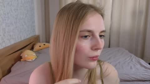 Snapshot of halie_cross chatting on 23, 2, 2025 Nellie online show from 23, 2, 2025