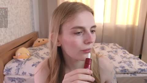 Snapshot of halie_cross chatting on 1, 3, 2025 Nellie online show from 1, 3, 2025