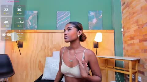 Snapshot of halleylorens chatting on 27, 4, 2026 Halley Lorens online show from 27, 4, 2026