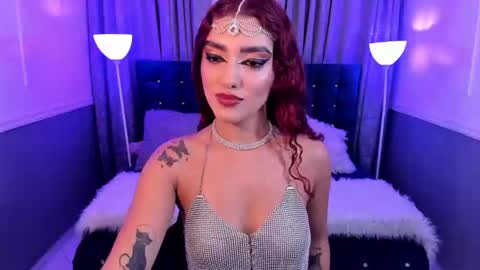 Halls Red online show from 21, 12, 2024