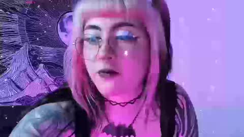 Hallu online show from 9, 9, 2025