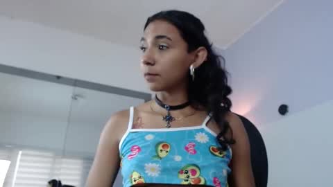 Snapshot of hamber_reyes chatting on 24, 9, 2025 hamber_reyes online show from 24, 9, 2025