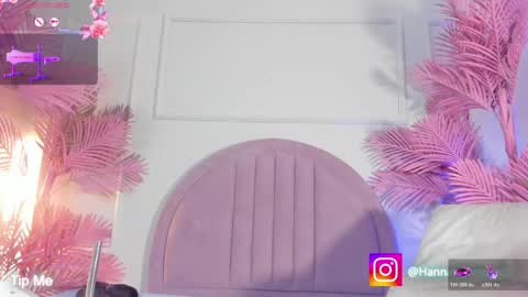 Snapshot of hanaahquinn chatting on 5, 6, 2026 hanaahquinn online show from 5, 6, 2026