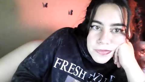 Hanah Montana Independent model online show from 9, 4, 2026