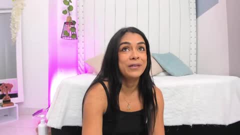 hanah_gray online show from 18, 5, 2026