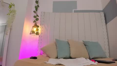 Snapshot of hanah_gray chatting on 3, 7, 2026 hanah_gray online show from 3, 7, 2026
