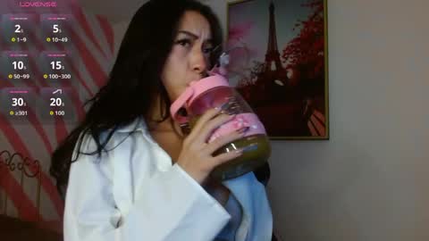 Hanaku  online show from 15, 4, 2026