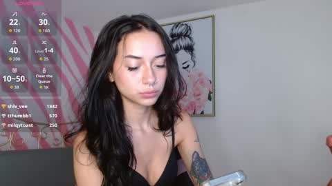 Snapshot of hanaku_8 chatting on 27, 5, 2026 Hanaku online show from 27, 5, 2026