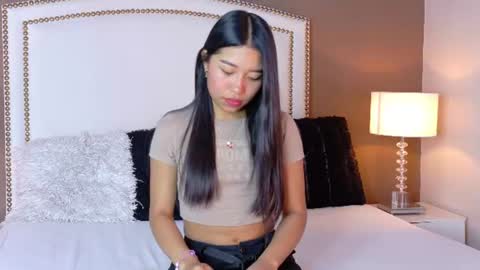 Snapshot of hanaluna chatting on 15, 7, 2026 Hanna online show from 15, 7, 2026