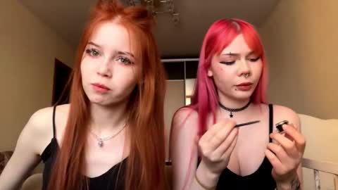 Tori and Asuna online show from 4, 2, 2026