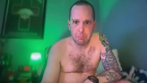 hand_banana_420 online show from 2, 5, 2026