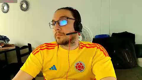Snapshot of handicappedsex chatting on 7, 7, 2026 my only tetraking Charly QuadriplegicMy Feet Havent Walked For 30 Years They Are Soft They Are Holy online show from 7, 7, 2026