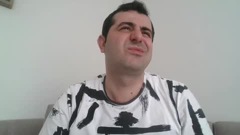 Handsome031 online show from 3, 11, 2025