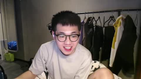 handsome_mannn online show from 15, 1, 2025