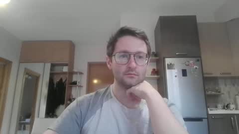 Snapshot of handsome_sasha chatting on 5, 2, 2025 Sasha online show from 5, 2, 2025