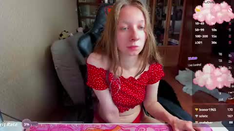 Snapshot of handsome_whale chatting on 21, 6, 2026 Mila online show from 21, 6, 2026