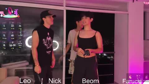 leonardfarrucknick and otis online show from 11, 9, 2025