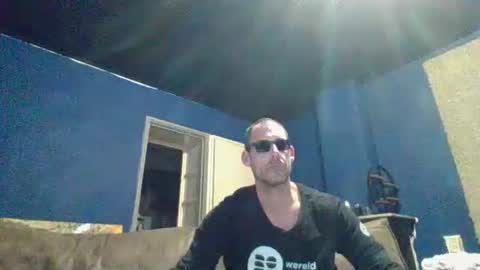 handsomeguy4ever online show from 2, 12, 2025