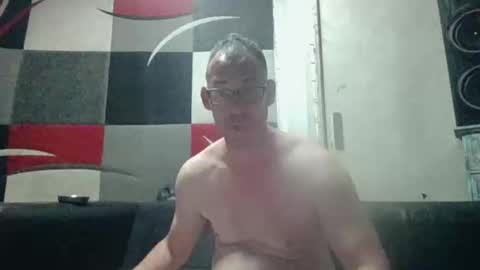 handsomeguy4ever online show from 27, 5, 2026