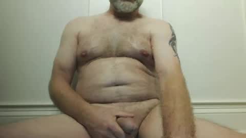 Snapshot of handyman1968 chatting on 16, 10, 2025 handyman1968 online show from 16, 10, 2025