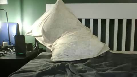 Snapshot of handyman1968 chatting on 19, 10, 2025 handyman1968 online show from 19, 10, 2025