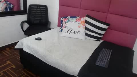 Snapshot of hanna__palmer1 chatting on 11, 1, 2025 Hanna Palmer online show from 11, 1, 2025