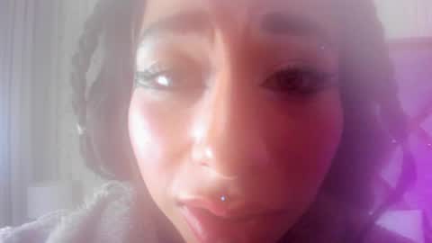  hanna  online show from 8, 3, 2025