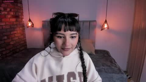 Snapshot of hanna_clark__ chatting on 3, 5, 2026 Hanna clark online show from 3, 5, 2026