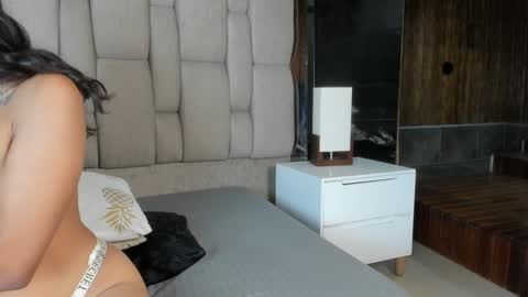Snapshot of hanna_lens chatting on 27, 1, 2025 Hanna lens online show from 27, 1, 2025