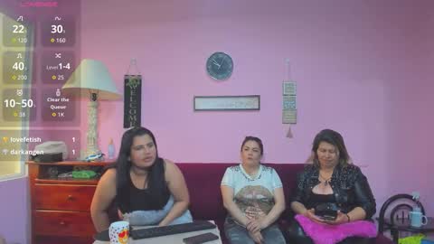 Snapshot of hanna_mature01 chatting on 19, 9, 2025 Hanna online show from 19, 9, 2025