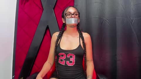 EVA online show from 5, 1, 2025