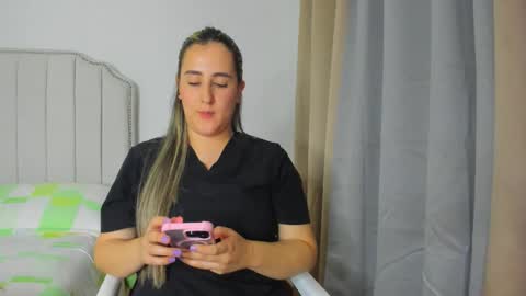 Snapshot of hannaa86 chatting on 28, 4, 2026 Hanna online show from 28, 4, 2026