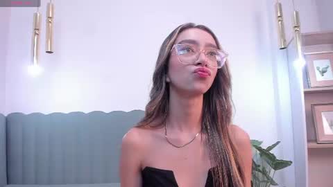 Snapshot of hannacarttier_ chatting on 22, 6, 2026 Hanna Carttier online show from 22, 6, 2026
