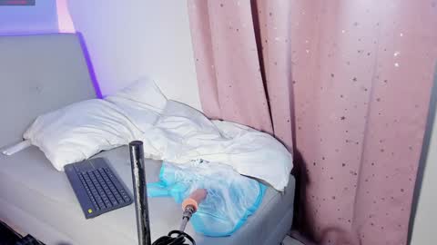 Snapshot of hannachris chatting on 1, 1, 2025 Hanna online show from 1, 1, 2025