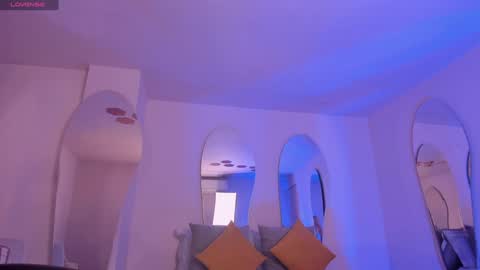  Hanna Connor  online show from 3, 2, 2025