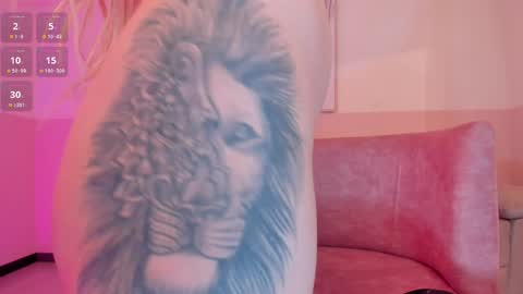  Hanna Connor  online show from 5, 2, 2025