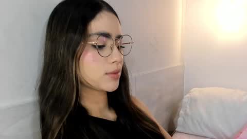 Snapshot of hannaconnorr chatting on 3, 10, 2025 Hanna Connor online show from 3, 10, 2025
