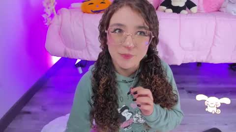 hannacutegod online show from 3, 10, 2025