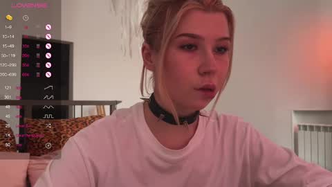 Snapshot of hannah_allin chatting on 22, 1, 2025 Hannah Allin online show from 22, 1, 2025