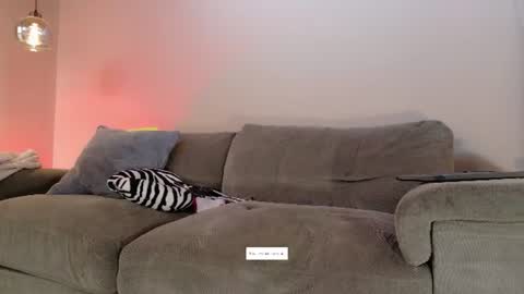 Hannah  online show from 24, 7, 2026