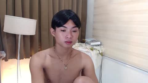 Alex online show from 4, 12, 2024